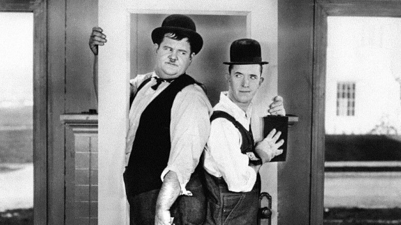 دانلود فیلم Busy Bodies 1933 فضول‌باشی