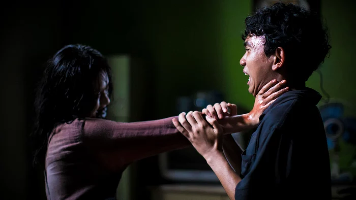 دانلود فیلم Blood Flower 2023 گل خون
